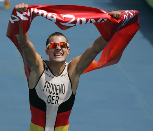 Olympia | Bildquelle: dtu-info.de images/triathlon/188_Frodo_2008_web_2_3.jpg